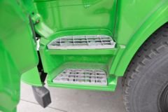 大运 F7重卡 270马力 8X2 6米自卸车(潍柴)(DYQ3313D5EB)