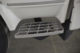 东风商用车底盘&nbsp;垃圾运输车外观图片