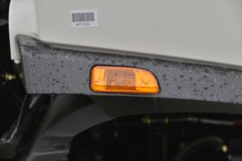 东风商用车底盘&nbsp;扫路车外观图片