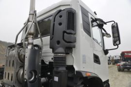 东风商用车底盘&nbsp;扫路车外观图片