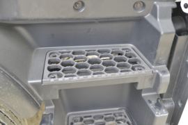 东风商用车底盘&nbsp;垃圾运输车驾驶室图片