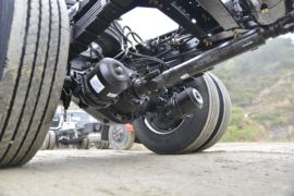 东风商用车底盘&nbsp;垃圾运输车底盘图片