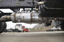 东风商用车底盘&nbsp;垃圾运输车底盘图片