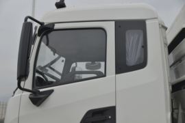 东风商用车底盘&nbsp;扫路车外观图片