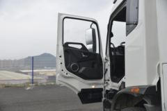 东风商用车 天锦KR 4X2 纯电动洗扫车(中联牌)(ZBH5180TXSEQABEV}