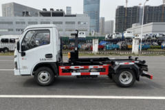 上汽跃进底盘垃圾运输车限时促销中 优惠1.88万