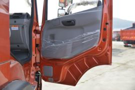 风度&nbsp;自卸车驾驶室                                               图片