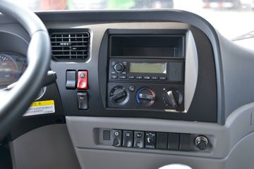 ���� ��� 140���� 4X2 4.2����ж(DYQ3122D5AB)ͼƬ