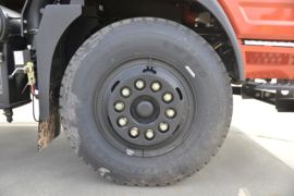 风度&nbsp;自卸车底盘                                                图片