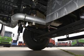 大运F6&nbsp;自卸车底盘                                                图片