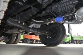 大运F6&nbsp;自卸车底盘                                                图片