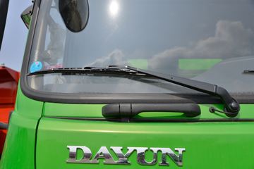 ���� ��� 220���� 6X2 4.8����ж(DYQ3251D5CD)ͼƬ