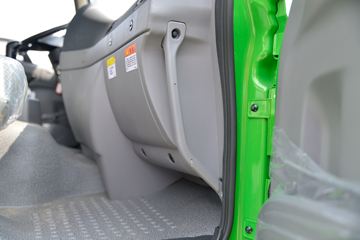 ���� ��� 220���� 6X2 4.8����ж(DYQ3251D5CD)ͼƬ