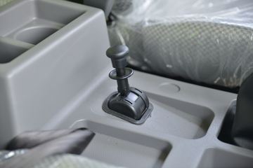 ���� ��� 220���� 6X2 4.8����ж(DYQ3251D5CD)ͼƬ