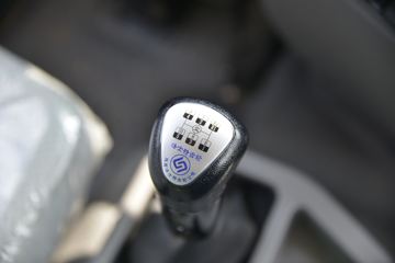 ���� ��� 220���� 6X2 4.8����ж(DYQ3251D5CD)ͼƬ