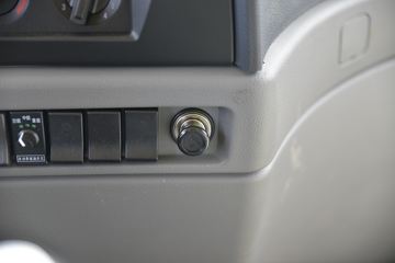 ���� ��� 220���� 6X2 4.8����ж(DYQ3251D5CD)ͼƬ