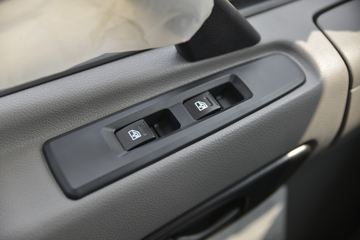 ���� ��� 220���� 6X2 4.8����ж(DYQ3251D5CD)ͼƬ