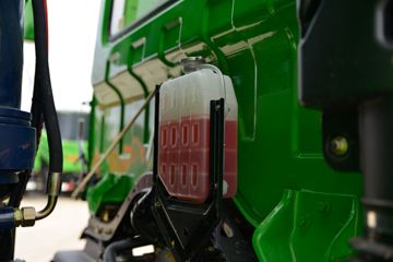 ���� ��� 220���� 6X2 4.8����ж(DYQ3251D5CD)ͼƬ