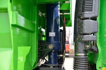 ���� ��� 220���� 6X2 4.8����ж(DYQ3251D5CD)ͼƬ