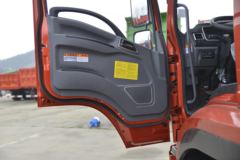 大运 致胜 220马力 6X2 4.8米自卸车(DYQ3242D5CC)