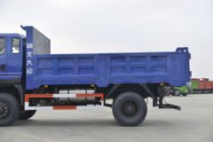 大运 致胜中卡 180马力 4X4 4.6米自卸车(DYQ2183D5BB)