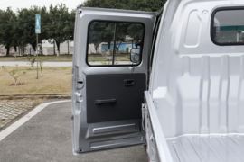 金杯T12&nbsp;载货车驾驶室                                               图片