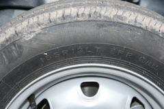 金杯 T12 2021款 标准型 85马力 1.2L汽油 2.08米双排栏板微卡(国六)(JKC1020S6L2)