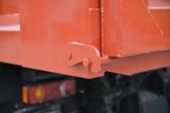 大运 风驰 300马力 8X4 6.5米自卸车(国六)(DYQ3310D6FF)