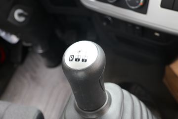 �������ó� ���KR 245���� 4X2 6.8���Ű������ػ���(����)ͼƬ