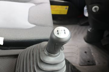 �������ó� ���KR 245���� 4X2 6.8���Ű������ػ���(����)ͼƬ