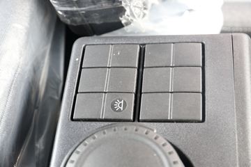 �������ó� ���KR 245���� 4X2 6.8���Ű������ػ���(����)ͼƬ