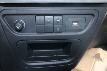 �������ó� ���KR 245���� 4X2 6.8���Ű������ػ���(����)ͼƬ