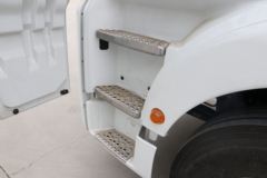 中国重汽 汕德卡SITRAK G7重卡 440马力 4X2 AMT自动挡牵引车(ZZ4186V361HE1B)