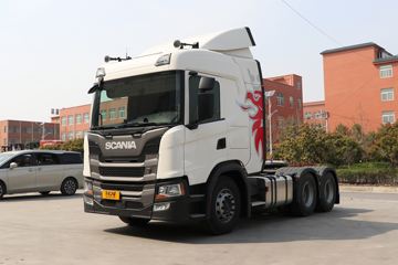 斯堪尼亚 新G系列重卡 450马力 6X4牵引车(型号5G450)