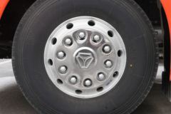 中国重汽 汕德卡SITRAK G7重卡 440马力 6X4 LNG牵引车(国六)(MCY12BGS后桥)(ZZ4256V384HF1LB)