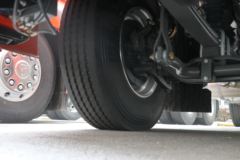 中国重汽 汕德卡SITRAK G7重卡 440马力 6X4 LNG牵引车(国六)(MCY12BGS后桥)(ZZ4256V384HF1LB)