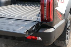 悍途&nbsp;皮卡上装                                                图片