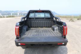 悍途&nbsp;皮卡上装                                                图片