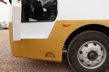 东风超龙&nbsp;VAN/轻客驾驶室图片