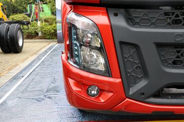 �������� ����H5�п� 260���� 4X2 6.8�ײ�դʽ�ػ���(3.6Tǰ��)(LZ5183CCYH5AB)ͼƬ