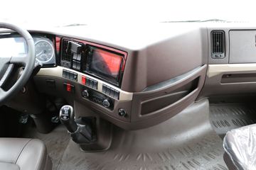 �������� ����H5�п� 260���� 4X2 6.8�ײ�դʽ�ػ���(3.6Tǰ��)(LZ5183CCYH5AB)ͼƬ