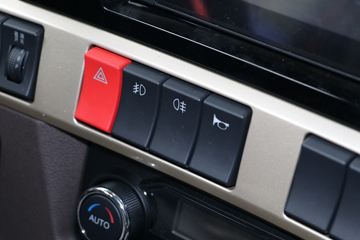 �������� ����H5�п� 260���� 4X2 6.8�ײ�դʽ�ػ���(3.6Tǰ��)(LZ5183CCYH5AB)ͼƬ