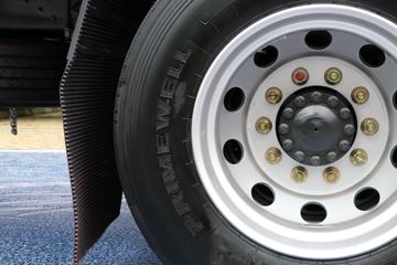 �������� ����H5�п� 260���� 4X2 6.8�ײ�դʽ�ػ���(3.6Tǰ��)(LZ5183CCYH5AB)ͼƬ