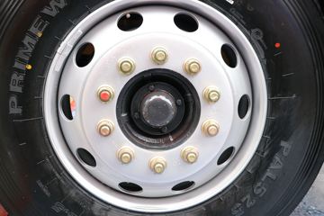 �������� ����H5�п� 260���� 4X2 6.8�ײ�դʽ�ػ���(3.6Tǰ��)(LZ5183CCYH5AB)ͼƬ