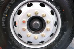 东风柳汽 乘龙H5中卡 260马力 4X2 6.8米仓栅式载货车(3.6T前桥)(LZ5183CCYH5AB)