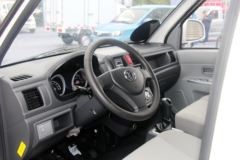 福汽启腾 M70L  基本型 手动 91马力 1.5L面包车