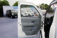 新龙马汽车 启腾N50 1.5L 舒适型 2.7米单排厢式微卡(国六)