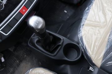 ���� ��X1 2.0L 122���� CNG ˫ȼ�� 3.95�׵�������΢��(����)(KMC1039NG318D6)ͼƬ