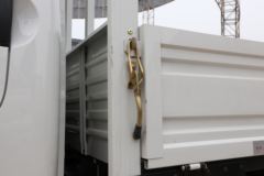 凯马 锐航X1 2.0L 122马力 CNG 双燃料 3.95米单排栏板微卡(国六)(KMC1039NG318D6)