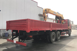 一汽解放底盘&nbsp;随车吊外观图片